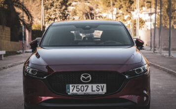 แบตเตอรี่ Mazda 2: สัญญาณเตือนที่คนส่วนใหญ่มองข้ามและวิธีเลือกใช้ให้ถูกรุ่น แบตเตอรี่ Mazda 2: สัญญาณเตือนที่คนส่วนใหญ่มองข้ามและวิธีเลือกใช้ให้ถูกรุ่น
