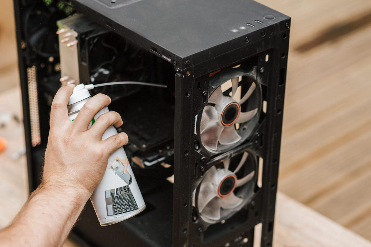 ทำความสะอาด PSU เองเสี่ยงแค่ไหน? สัญญาณอันตรายที่ต้องรู้ก่อนลงมือ